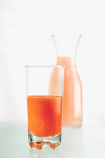 Blutorangensaft im Glas — Stockfoto