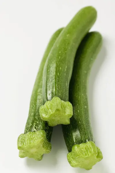 Čerstvé zelené cukety — Stock fotografie