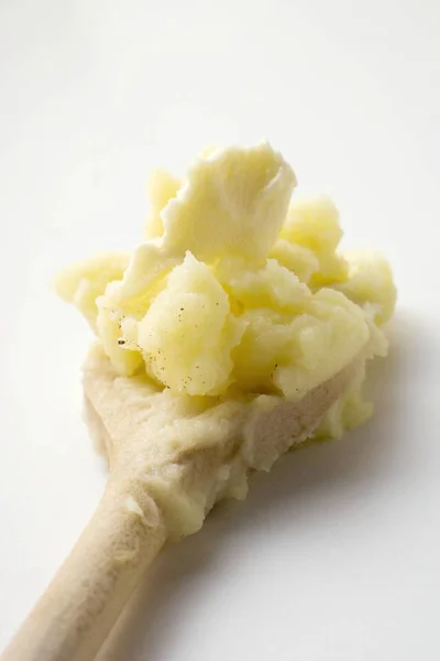 Geprakte aardappel met boter — Stockfoto