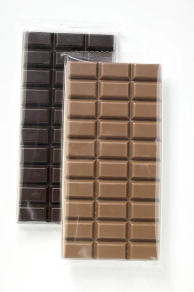 Dark chocolate and milk chocolate — Stock Photo, Image