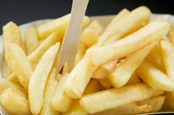 Fried potato chips — Stock Photo, Image