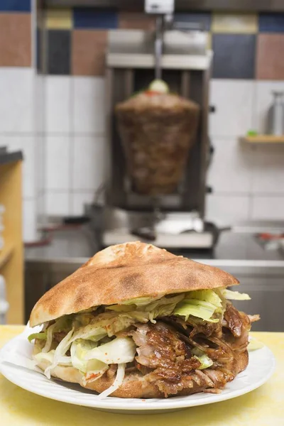Kebab dner com carne — Fotografia de Stock