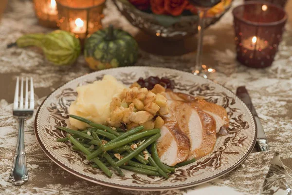 Elevated View Turkey Breast Accompaniments Thanksgiving — Stock Photo, Image