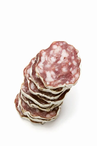 Skivor av italiensk salami — Stockfoto