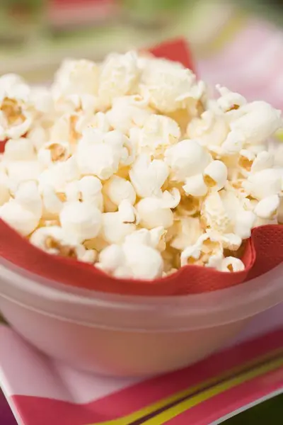 Popcorn miski plastikowe — Zdjęcie stockowe