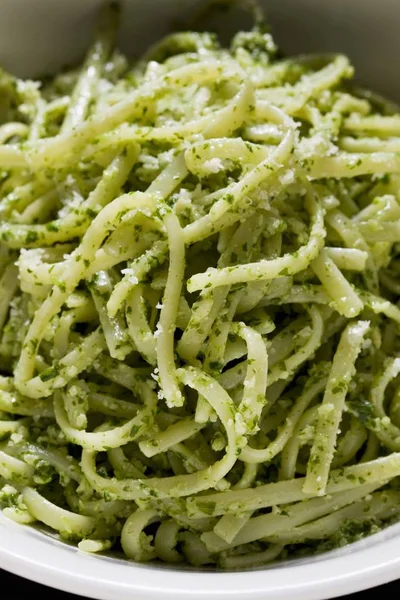 Linguine pasta con anacardi — Foto Stock
