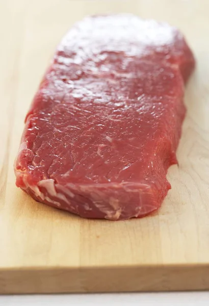 Čerstvé hovězí maso kus — Stock fotografie