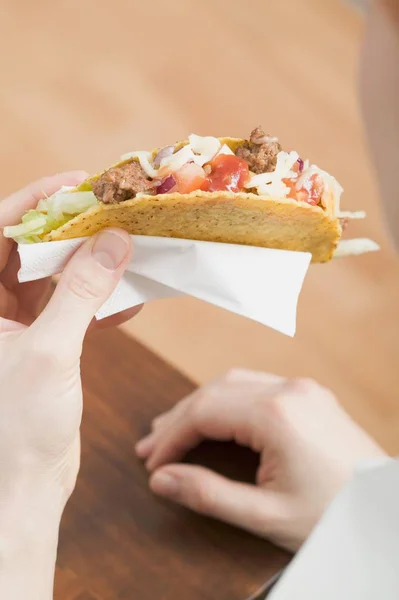 Minco taco in paper — Stock Photo, Image