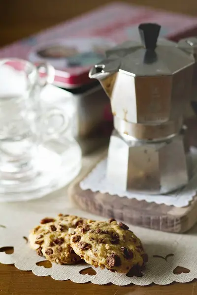 Muesli biscuits with chocolate — Stock Photo, Image