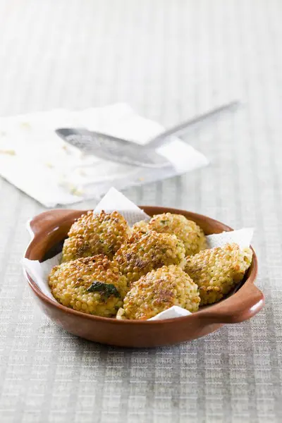 Closeup View Millet Fritters Clay Bowl — Stock Photo, Image