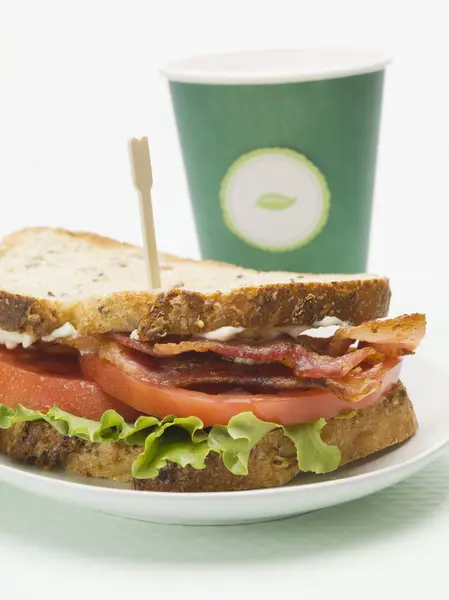 Sandwich de lechuga y tomate — Foto de Stock
