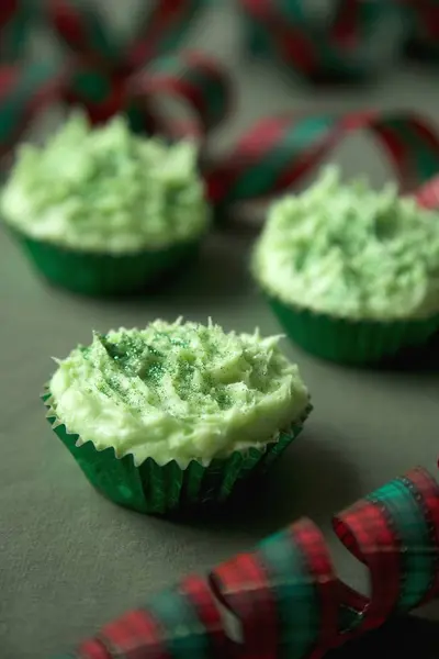 Grüne Weihnachtskuchen — Stockfoto