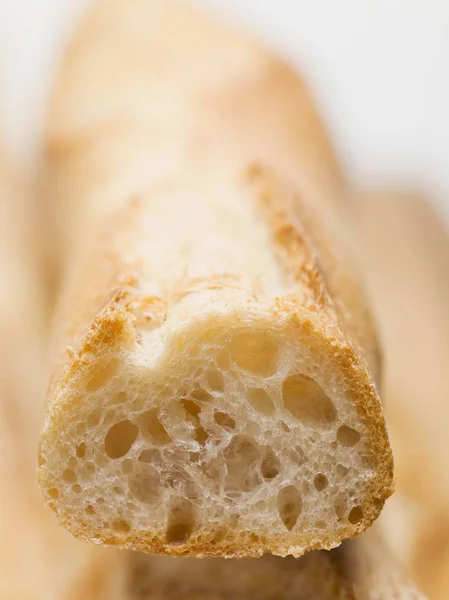 Baguette recién horneada en corte — Foto de Stock