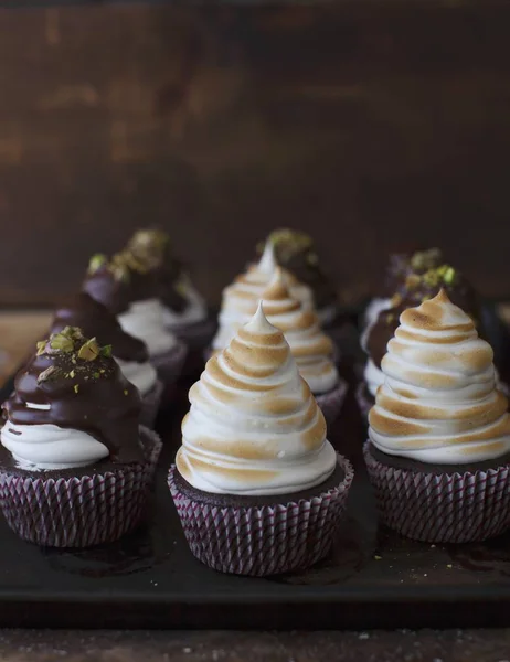 Cupcakes with Irish Cream liqueur — Stock Photo, Image