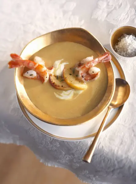 Closeup View Peach Soup Prawns — Stock Photo, Image