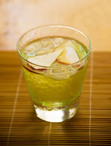 Apple Martini in glass — Stock Photo, Image