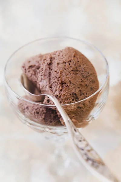 Chocolade mousse in een glas — Stockfoto