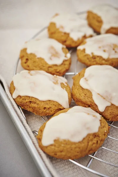 Iced cinnamon scones — Stock Photo, Image