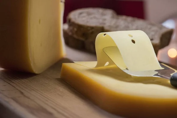 Ημίσκληρο τυρί — Φωτογραφία Αρχείου