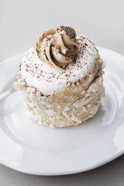 กาแฟโปแลนด์และเค้ก Meringue — ภาพถ่ายสต็อก