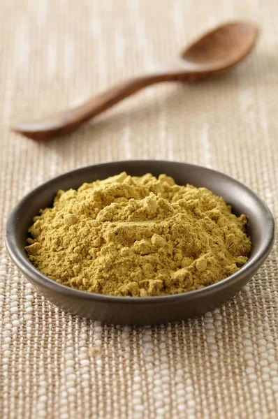 Ginger powder in bowl — Stock Photo, Image