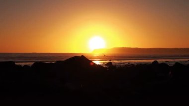 Günbatımı gerçek yavaş çekimde iki videoları