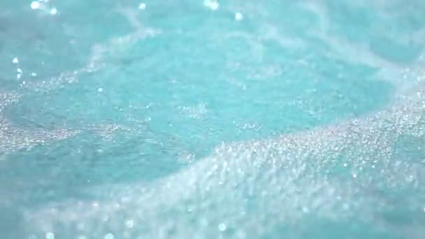 Два відео води в джакузі в реальному повільному русі — стокове відео