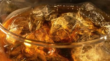 4 k soğuk kola iki videoları