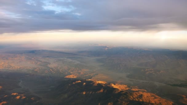 Foto aerea delle montagne in 4K — Video Stock