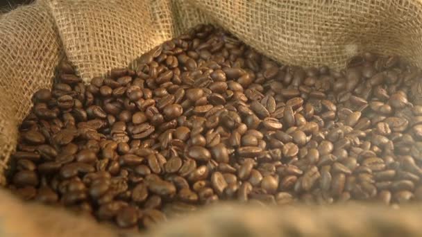 Videos of rotating coffee beans in 4K — Stock Video