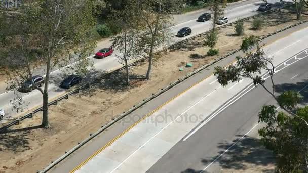 4 k에서 캘리포니아에 있는 고속도로 — 비디오