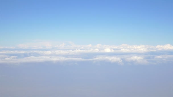 Video de vuelo sobre las nubes en 4K — Vídeos de Stock