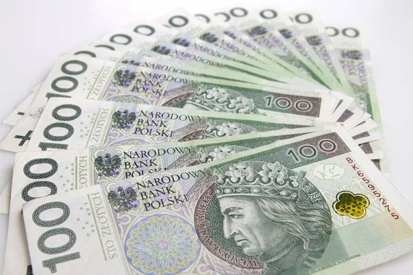  Polonya para birimi. Polonya 100 Zlotisi banknotlar hayranıyım