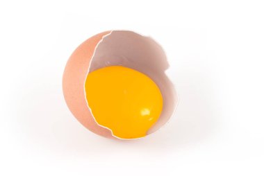 Beyaz arkaplanda izole yumurtalar