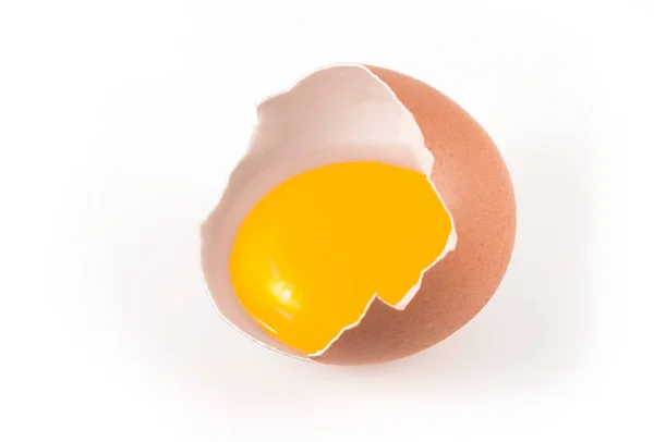 Beyaz arkaplanda izole yumurtalar
