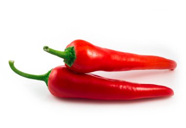 Beyaz arka plan kesme izole kırmızı sıcak biber biber