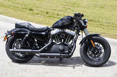şaşırtıcı siyah motosiklet harley davidson