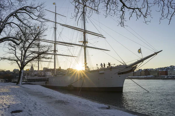 View River Boat Winter Day — Stockfoto