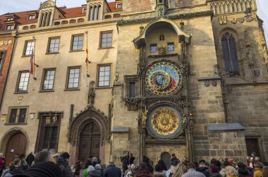 Eski kasabanın merkezindeki cadde manzarası