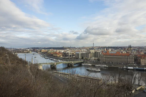 View River Boats Winter Day — ストック写真