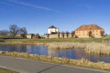 scenic view of beautiful medieval architecture and lake