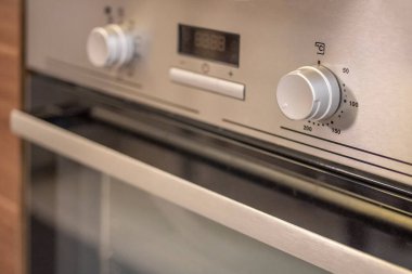 Elektrikli fırın tabağı düğmesi teknolojisi gıdası