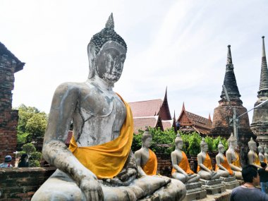 Wat Yai Chai Mongkol, antik Buda