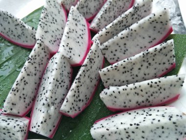 Meyve eti dragonfruit 