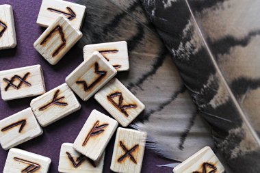 ahşap runes fotoğraf