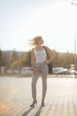 Açık duran süre iş kadını