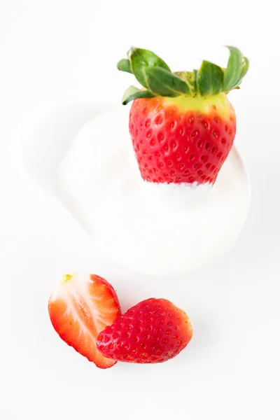 Ripe juicy strawberry — Stock Photo, Image