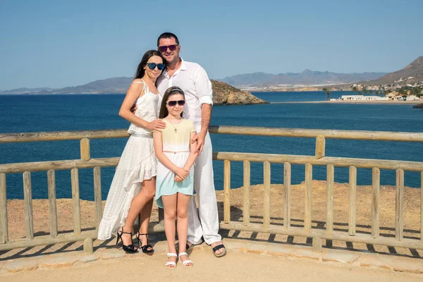 Family on walk — Stock Photo, Image