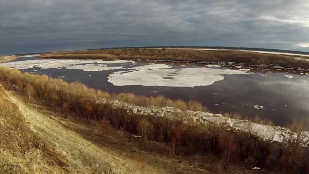 Flottement de glace. Le phénomène naturel — Video