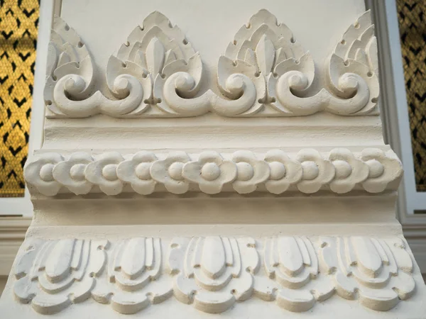 Ταϊλάνδης μοτίβο στη βάση του ναού πόλο — Φωτογραφία Αρχείου